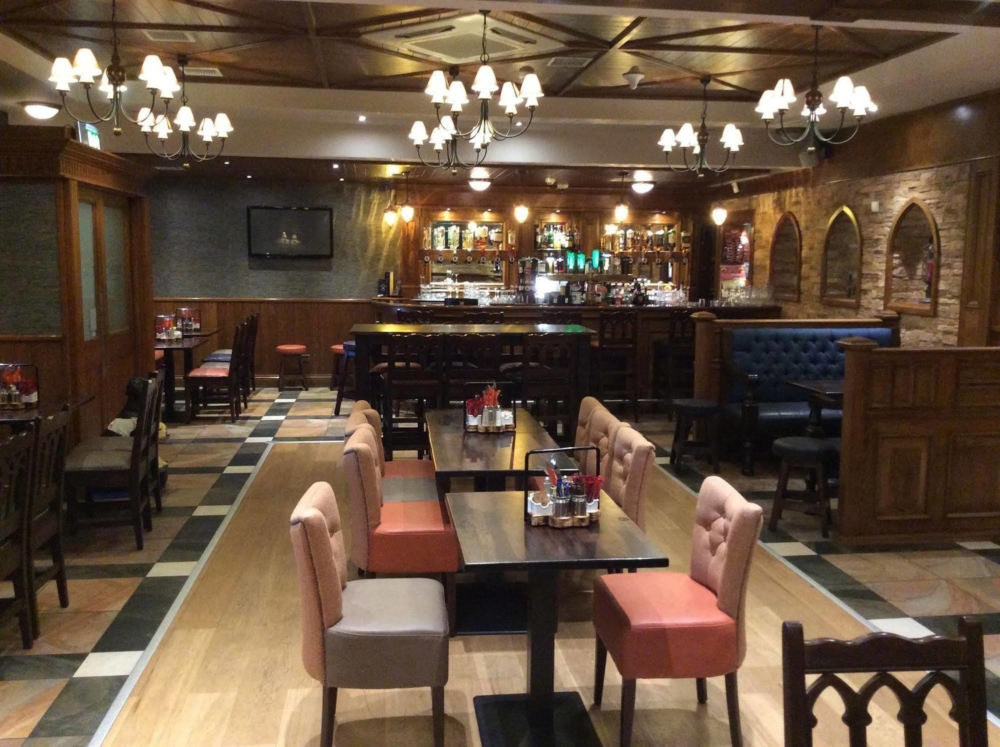 安格里兰酒店 Burt 外观 照片